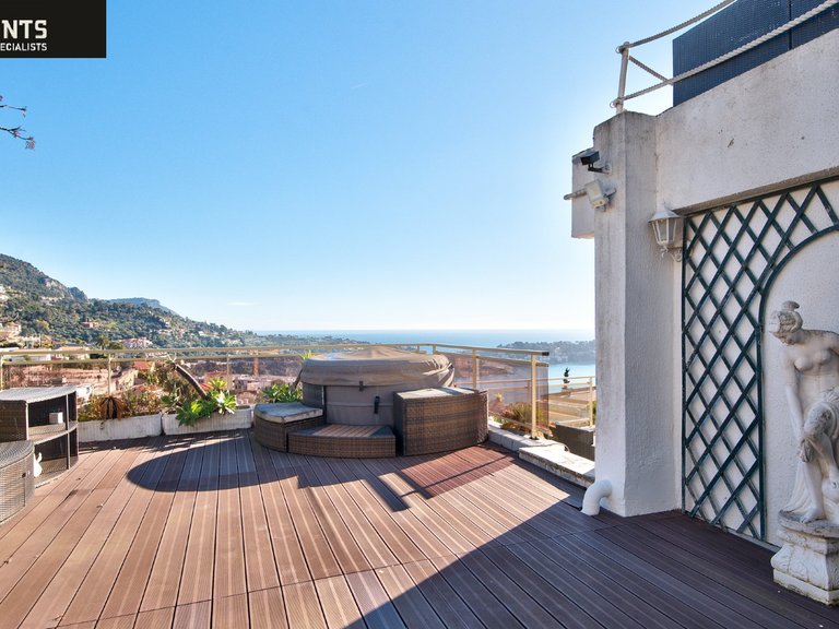 Villa for Sale in Villefranche Sur Mer, Villefranche, Cap Ferrat Area 18