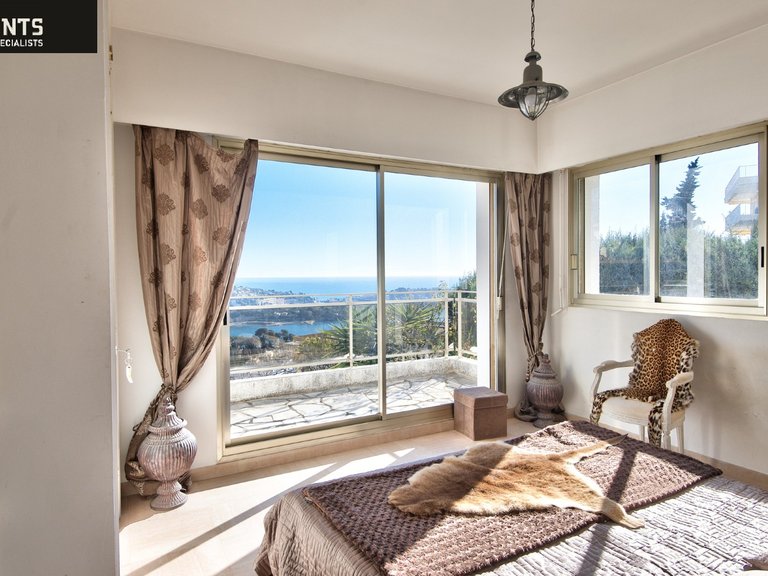 Villa for Sale in Villefranche Sur Mer, Villefranche, Cap Ferrat Area 19