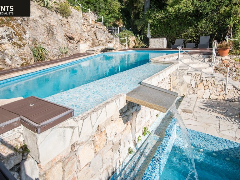 Villa for Sale in Villefranche Sur Mer, Villefranche, Cap Ferrat Area 3