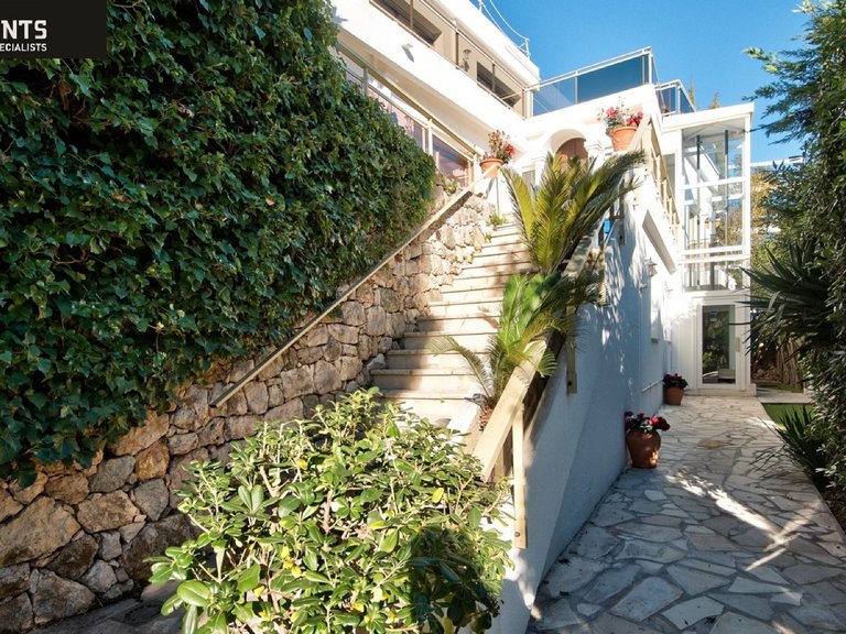 Villa for Sale in Villefranche Sur Mer, Villefranche, Cap Ferrat Area 7