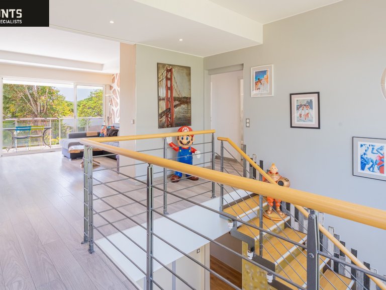 Villa for Sale in Villeneuve Loubet, Antibes Area 10