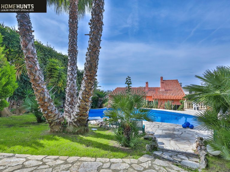 Villa for Sale in Nice - Mont Boron, Nice Area 1