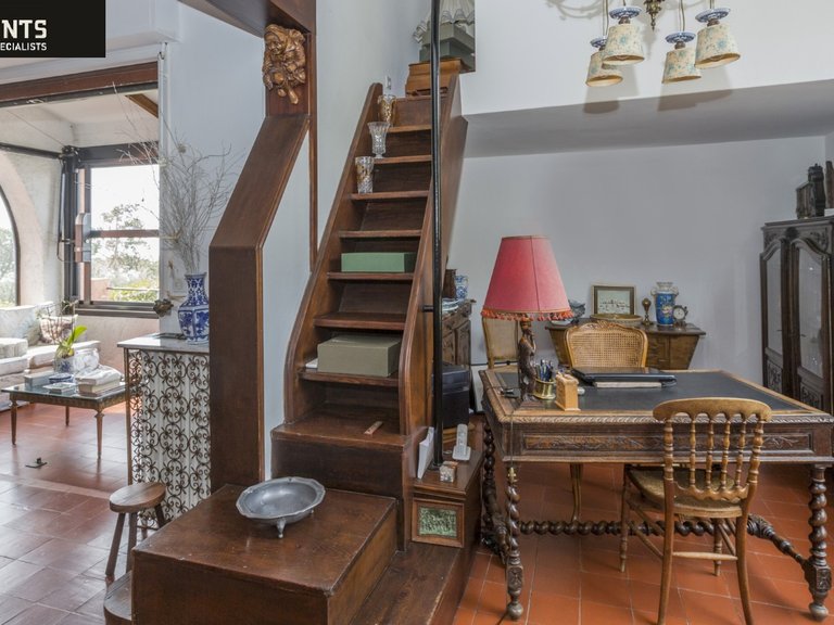 Villa for Sale in Nice - Mont Boron, Nice Area 8