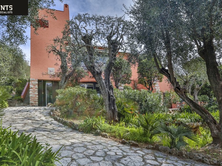 Villa for Sale in Nice - Mont Boron, Nice Area 19