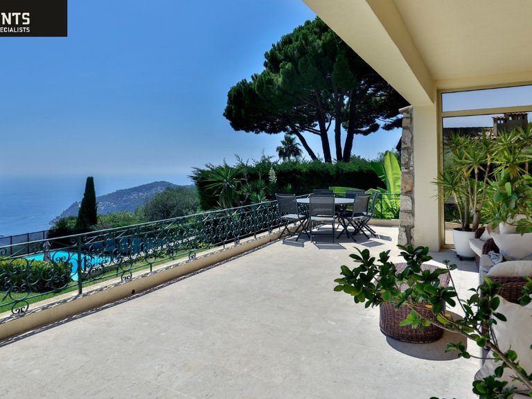 Villa for Sale in Villefranche Sur Mer, Villefranche, Cap Ferrat Area 8