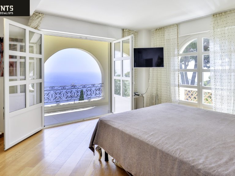 Villa for Sale in Villefranche Sur Mer, Villefranche, Cap Ferrat Area 13