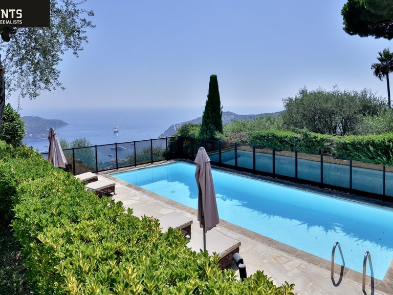 Villa for Sale in Villefranche Sur Mer, Villefranche, Cap Ferrat Area 19