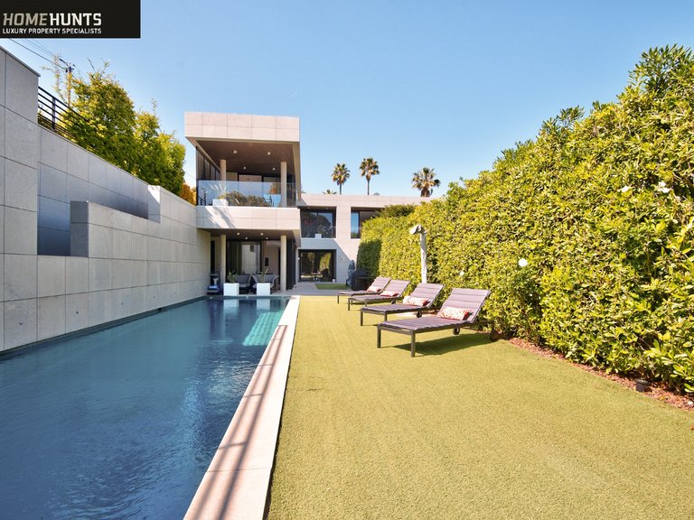 Villa for Sale in Nice - Mont Boron, Nice Area 1