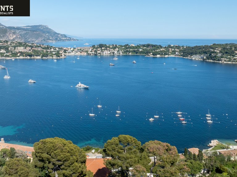 Villa for Sale in Nice - Mont Boron, Nice Area 20