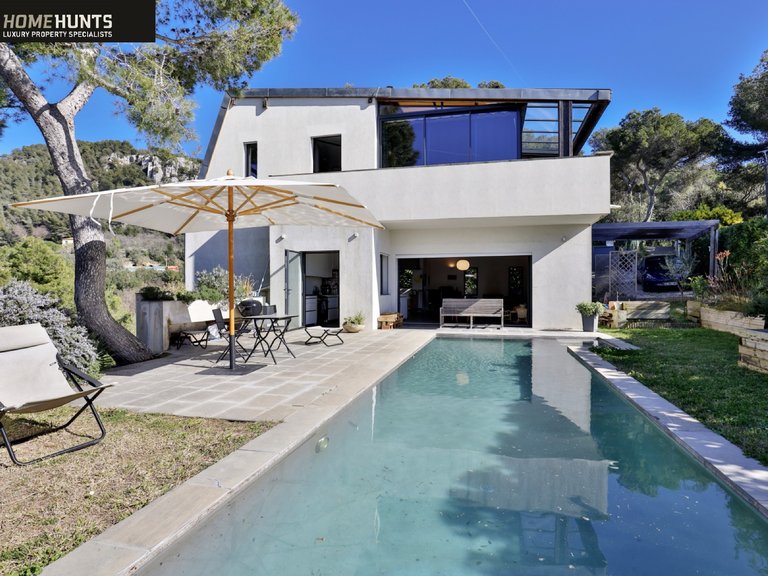 Villa for Sale in Nice, Nice Area 1