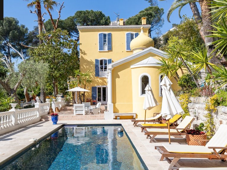 Villa for Sale in Nice, Nice Area 9