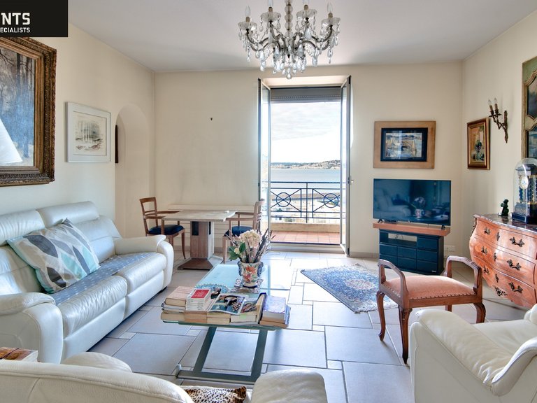 Villa for Sale in Nice - Mont Boron, Nice Area 7