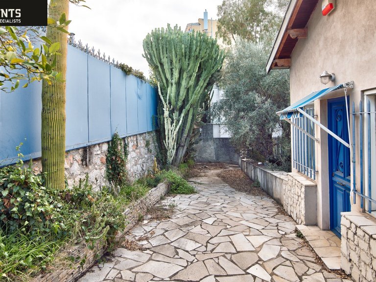 Villa for Sale in Nice - Mont Boron, Nice Area 17
