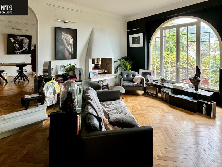 Villa for Sale in Nice - Mont Boron, Nice Area 7