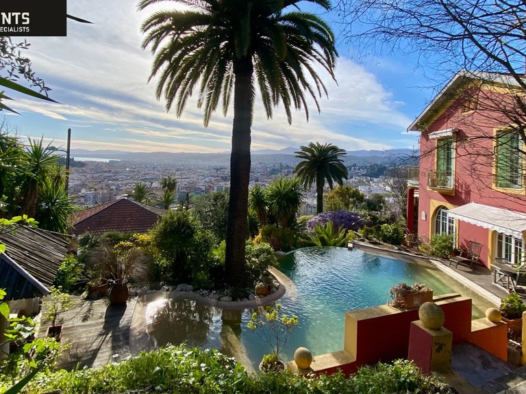 Villa for Sale in Nice - Mont Boron, Nice Area 13