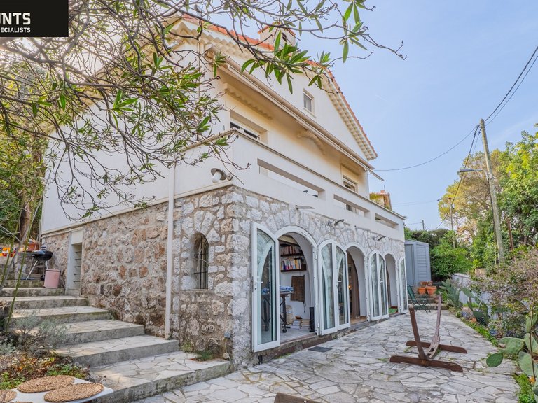 Villa for Sale in Nice - Mont Boron, Nice Area 3