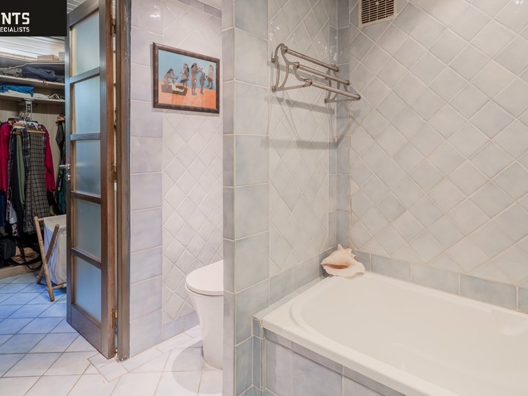 Villa for Sale in Nice - Mont Boron, Nice Area 14