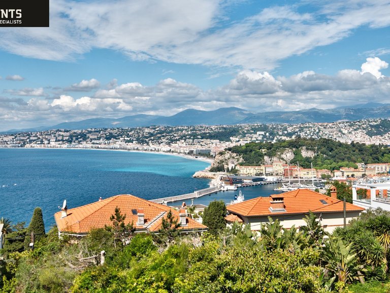 Villa for Sale in Nice - Mont Boron, Nice Area 3