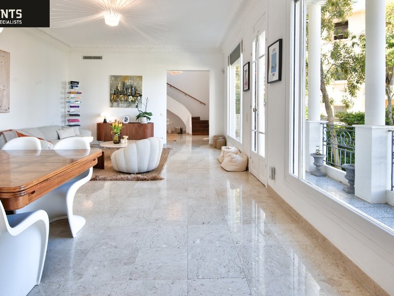 Villa for Sale in Nice - Mont Boron, Nice Area 7