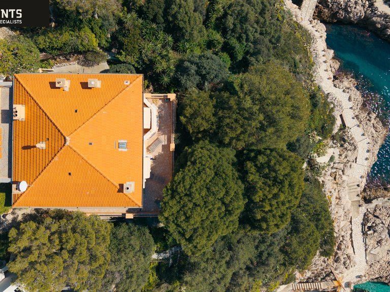 Villa for Sale in Nice - Mont Boron, Nice Area 3