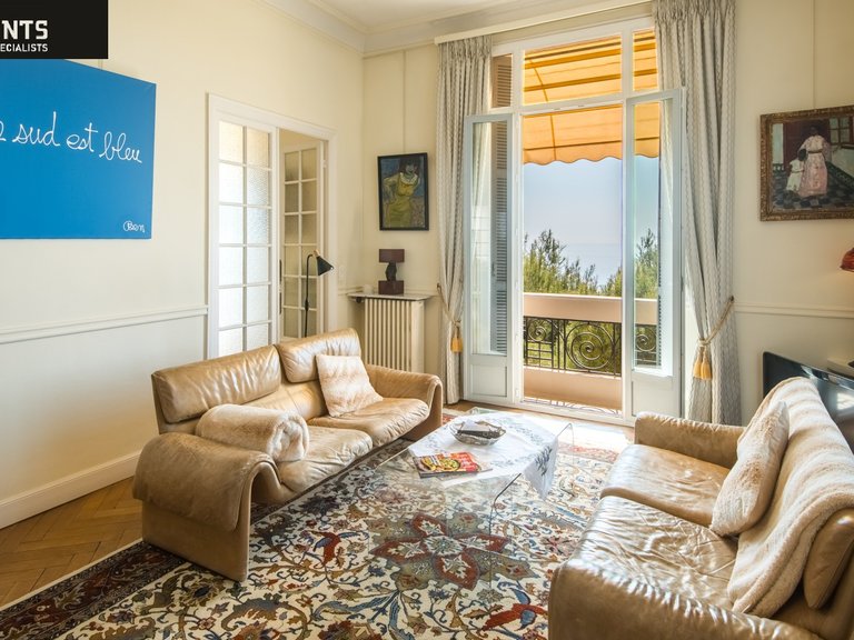 Villa for Sale in Nice - Mont Boron, Nice Area 14
