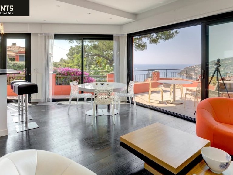 Villa for Sale in Villefranche Sur Mer, Villefranche, Cap Ferrat Area 8