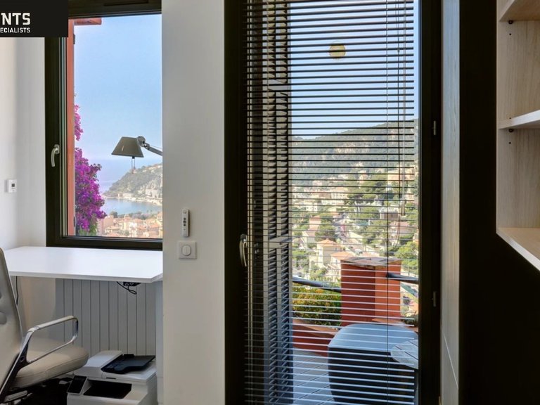 Villa for Sale in Villefranche Sur Mer, Villefranche, Cap Ferrat Area 14