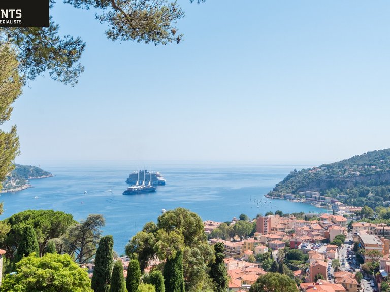 Villa for Sale in Villefranche Sur Mer, Villefranche, Cap Ferrat Area 2