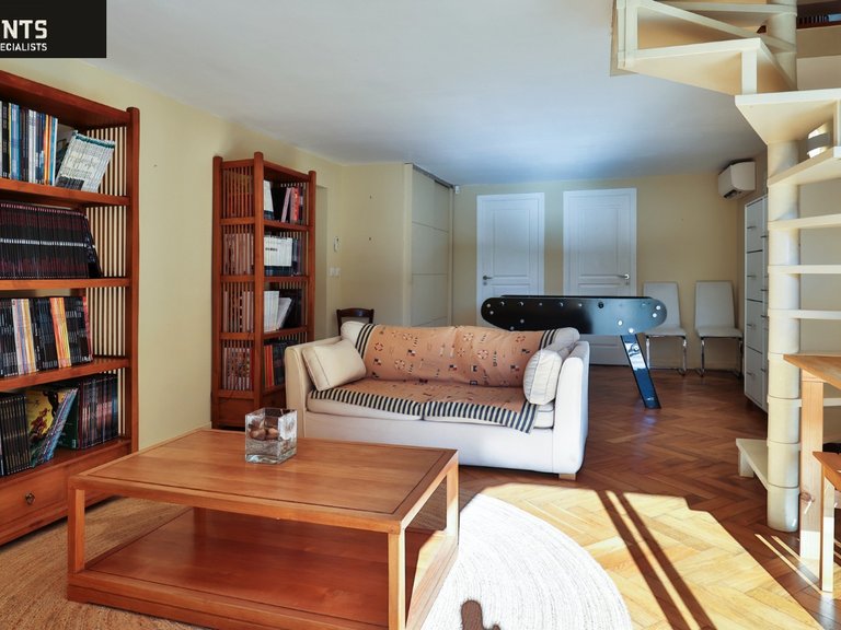 Villa for Sale in Nice - Mont Boron, Nice Area 14