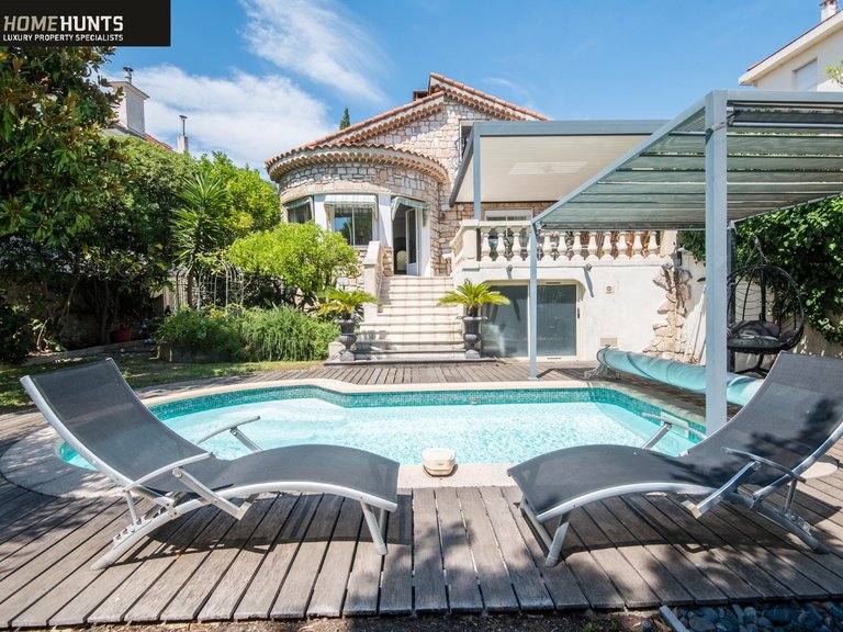 Villa for Sale in Nice, Nice Area 1