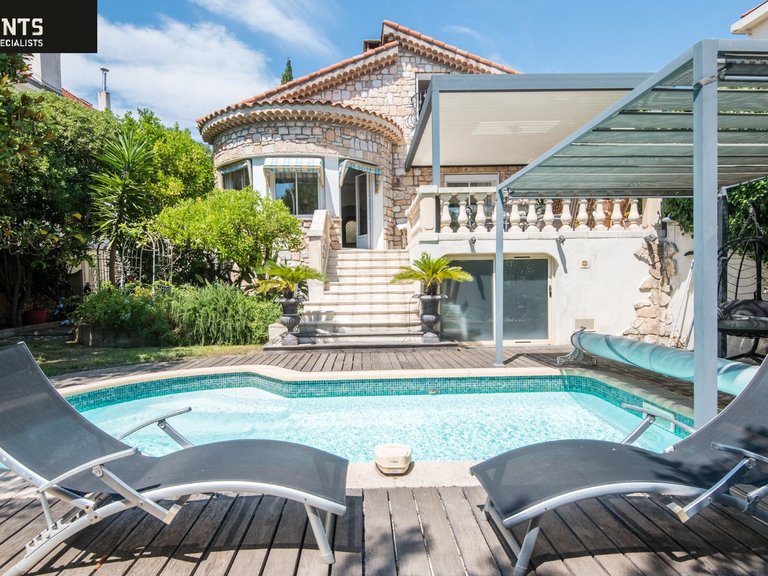 Villa for Sale in Nice, Nice Area 2