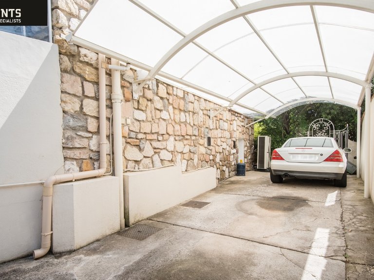 Villa for Sale in Nice, Nice Area 20