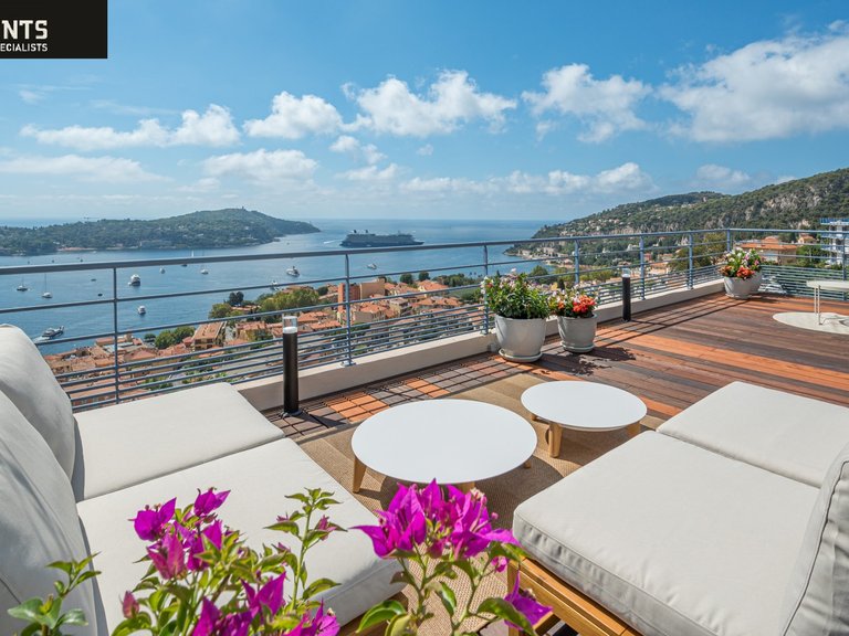 Villa for Sale in Villefranche Sur Mer, Villefranche, Cap Ferrat Area 2