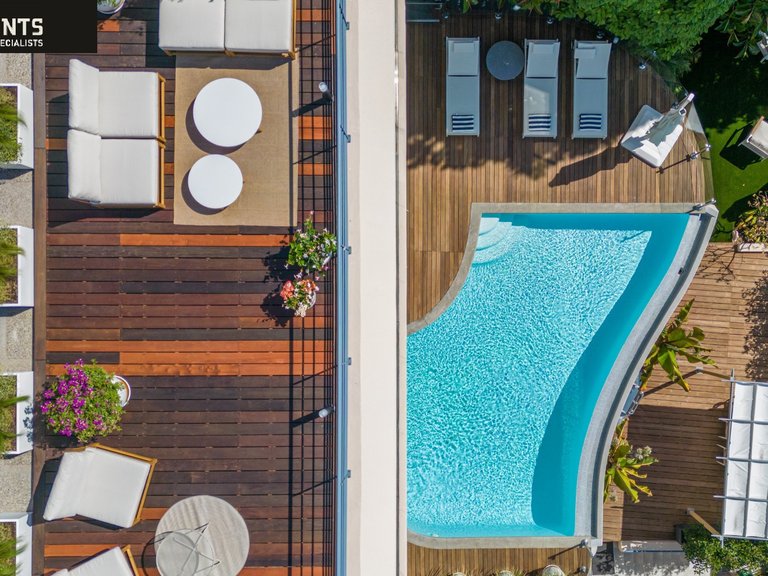 Villa for Sale in Villefranche Sur Mer, Villefranche, Cap Ferrat Area 4