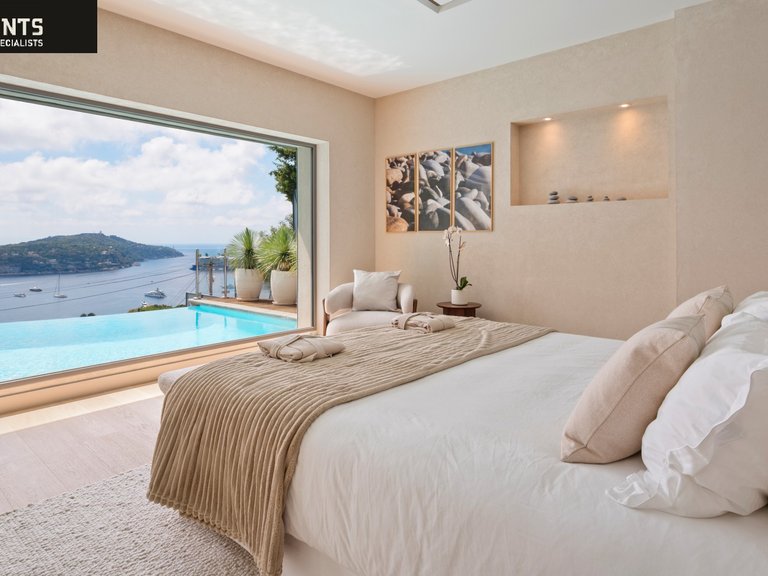 Villa for Sale in Villefranche Sur Mer, Villefranche, Cap Ferrat Area 16