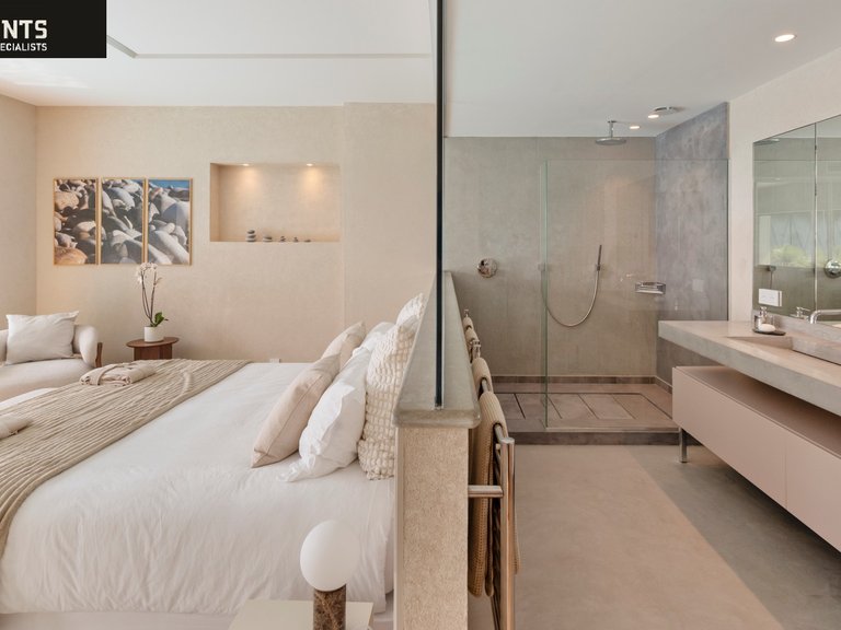 Villa for Sale in Villefranche Sur Mer, Villefranche, Cap Ferrat Area 17