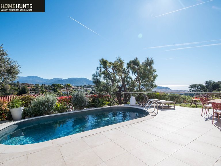 Villa for Sale in Nice, Nice Area 1