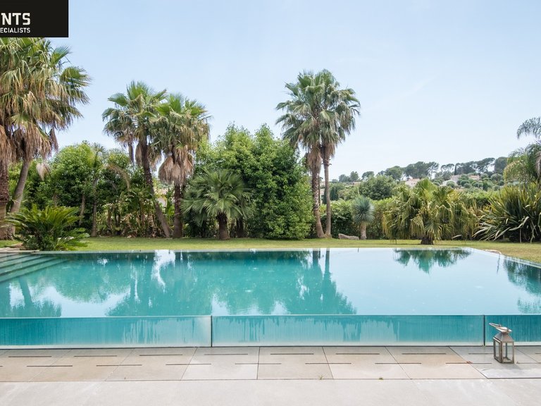 Villa for Sale in Roquefort Les Pins, Mougins, Valbonne, Grasse Area 7