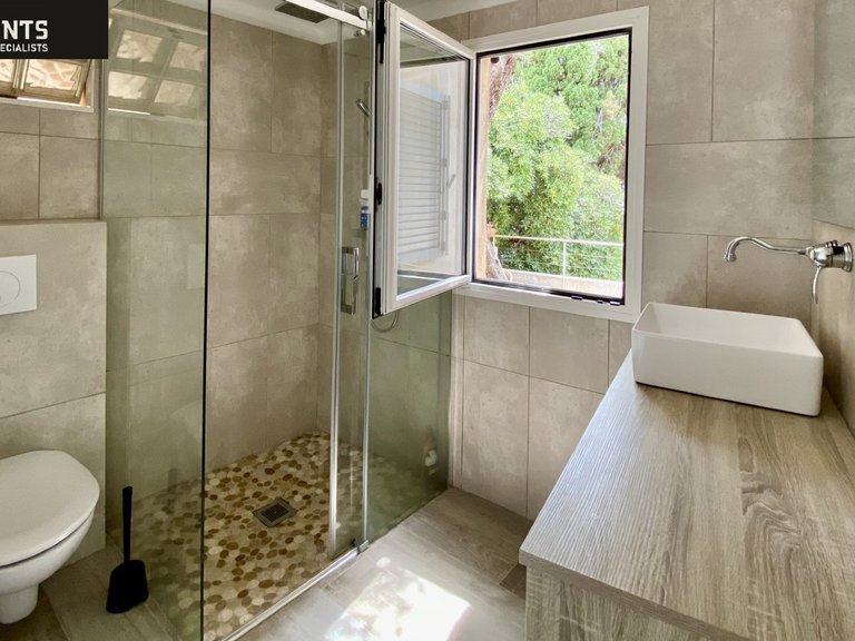 Villa for Sale in Villefranche Sur Mer, Villefranche, Cap Ferrat Area 14