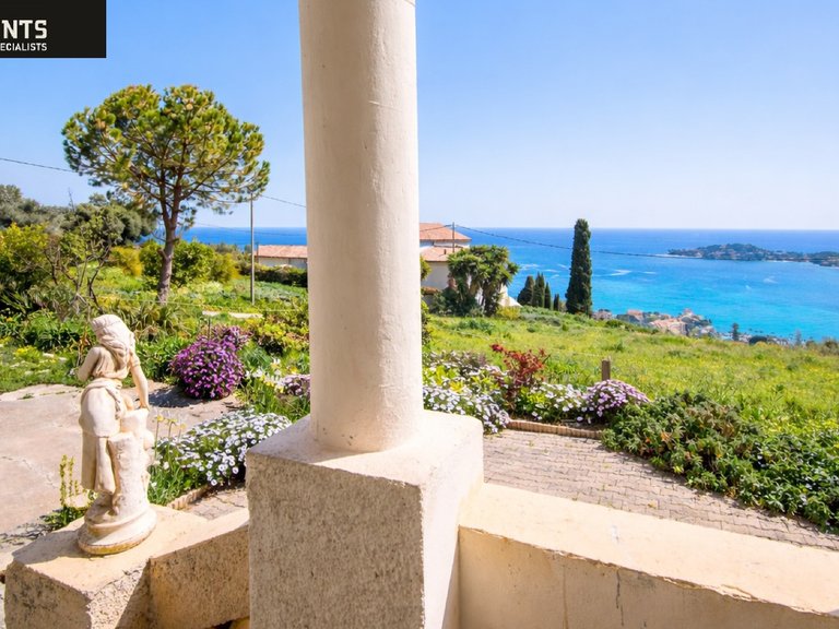 Villa for Sale in Villefranche Sur Mer, Villefranche, Cap Ferrat Area 2
