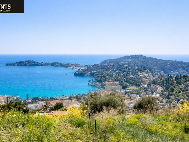 Villa for Sale in Villefranche Sur Mer, Villefranche, Cap Ferrat Area 4