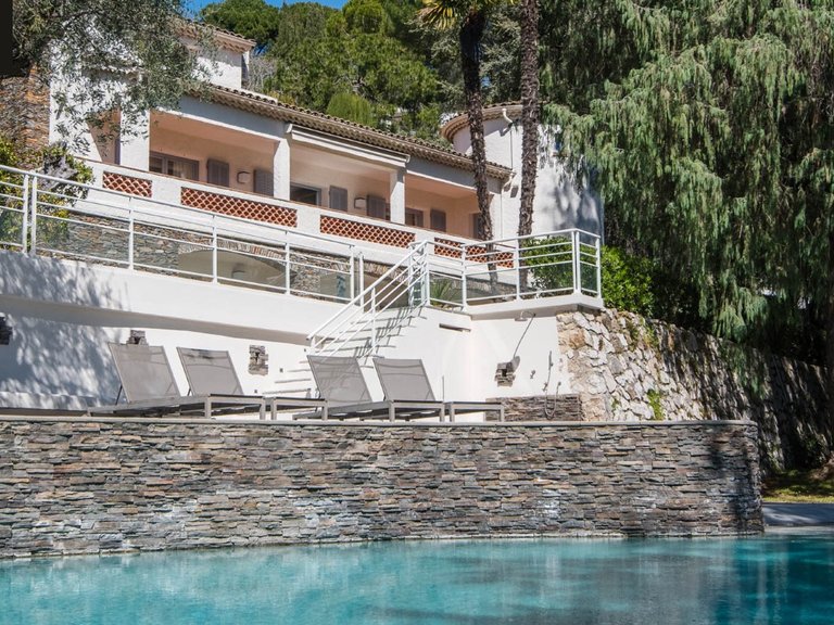 Villa for Sale in Nice, Nice Area 9