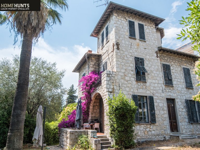 Villa for Sale in Nice, Nice Area 1
