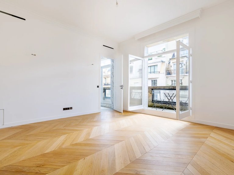 Apartment for Sale in 7th (invalides, Eiffel Tower, Orsay), Paris Left Bank (5th,6th & 7th ) 6