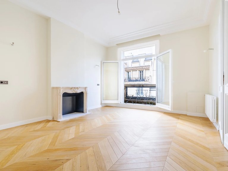 Apartment for Sale in 7th (invalides, Eiffel Tower, Orsay), Paris Left Bank (5th,6th & 7th ) 7