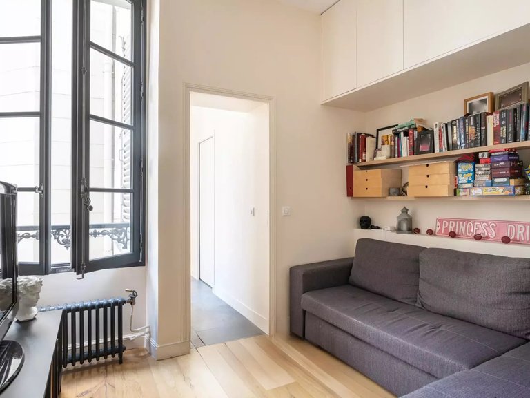 Apartment for Sale in 6th (saint Germain Des Prés - Luxembourg), Paris Left Bank (5th,6th & 7th ) 4
