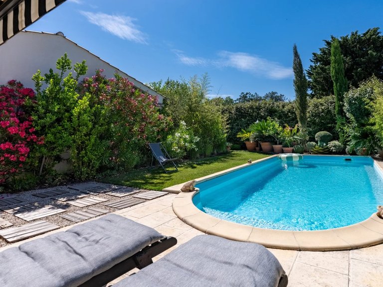 Villa for Sale in Maussane Les Alpilles, Alpilles (saint Remy, Maussane, Arles) 5