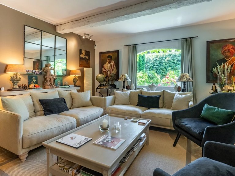 Villa for Sale in Maussane Les Alpilles, Alpilles (saint Remy, Maussane, Arles) 7