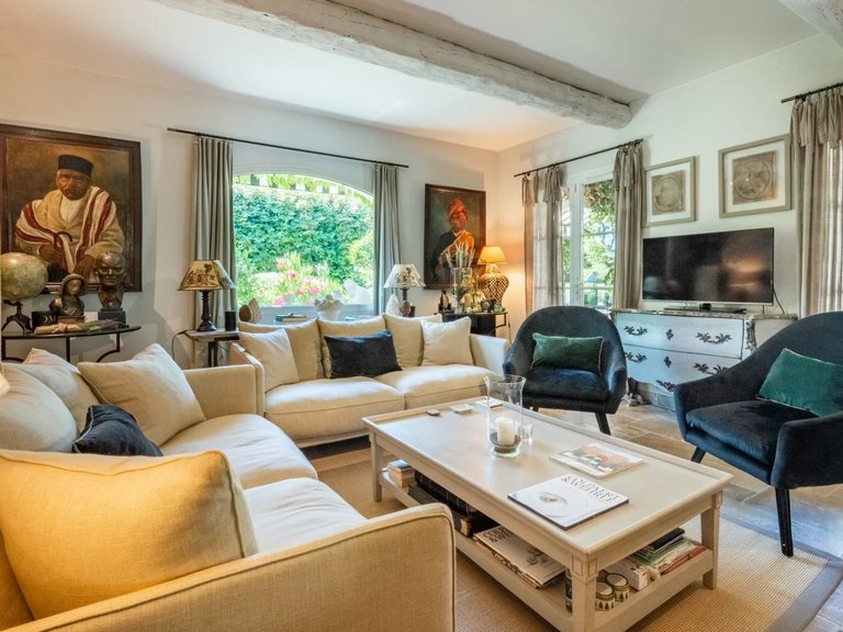 Villa for Sale in Maussane Les Alpilles, Alpilles (saint Remy, Maussane, Arles) 8