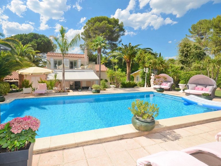 Villa for Sale in Mouans Sartoux, Mougins, Valbonne, Grasse Area 2